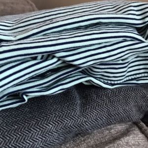 2 Lululemon scarves🍋